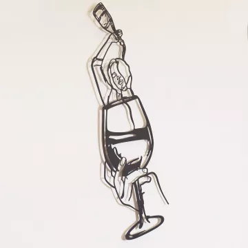 Метална ѕидна декорација Glass of Wine Girl Line Art- APT749 M