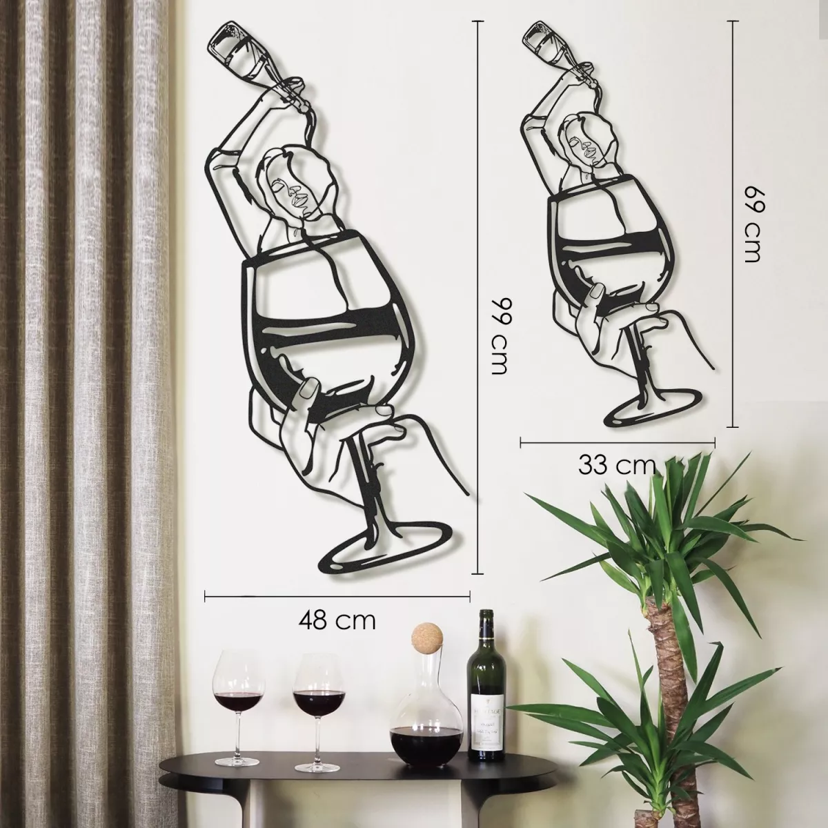 Метална ѕидна декорација Glass of Wine Girl Line Art- APT749 M